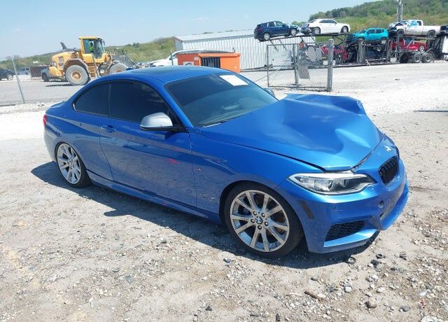BMW M235i