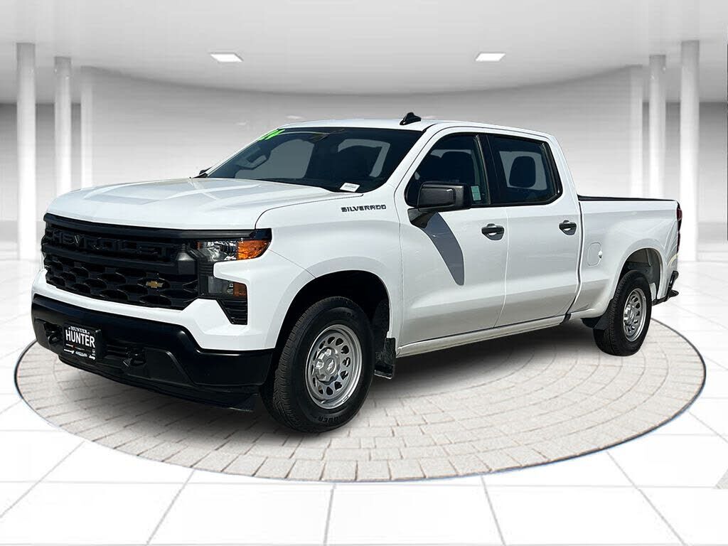 2024 CHEVROLET Silverado