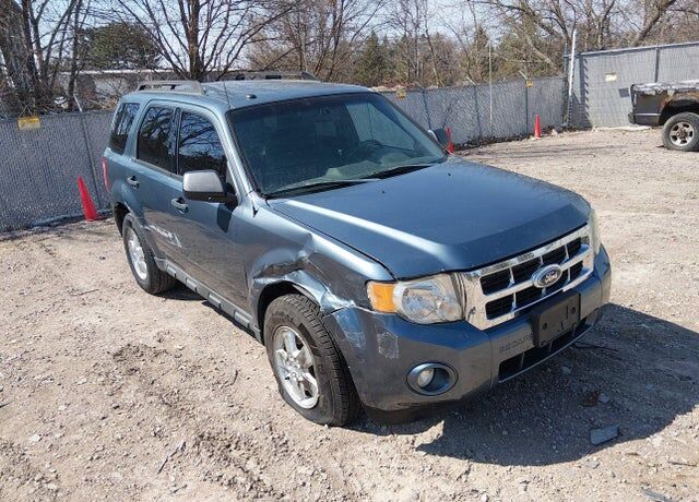 2010 FORD Escape