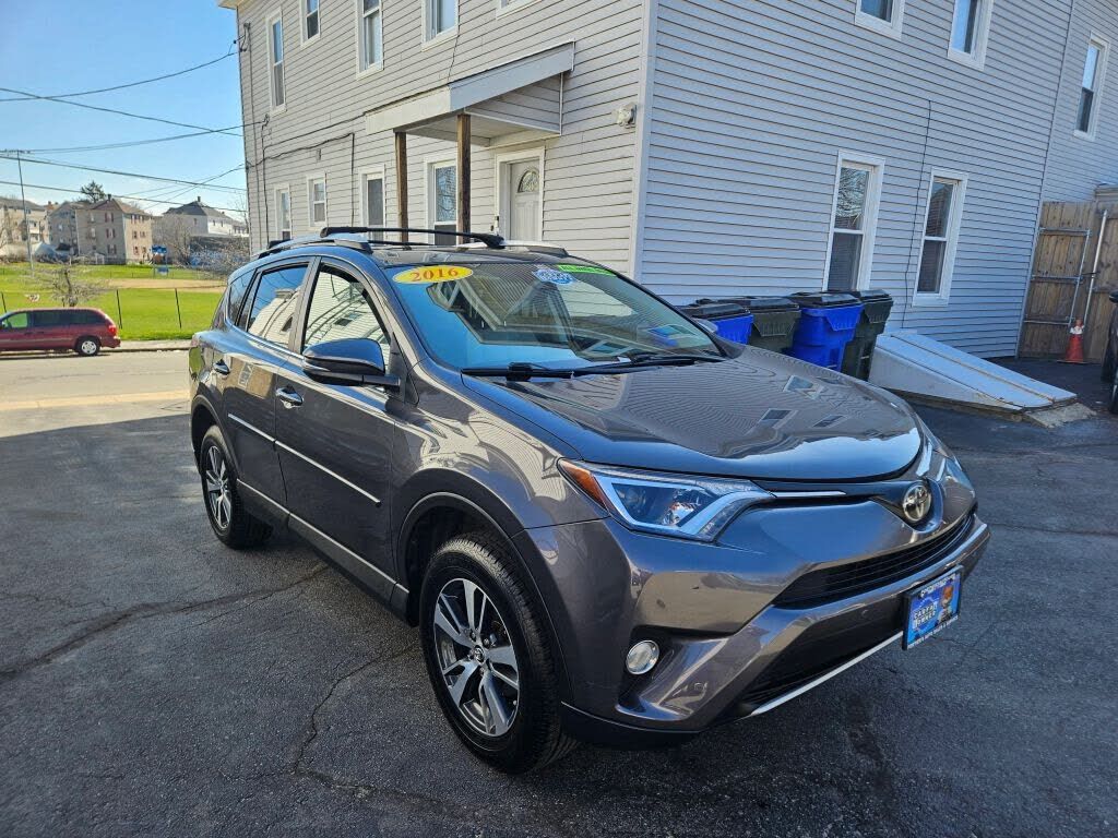 2016 TOYOTA RAV4