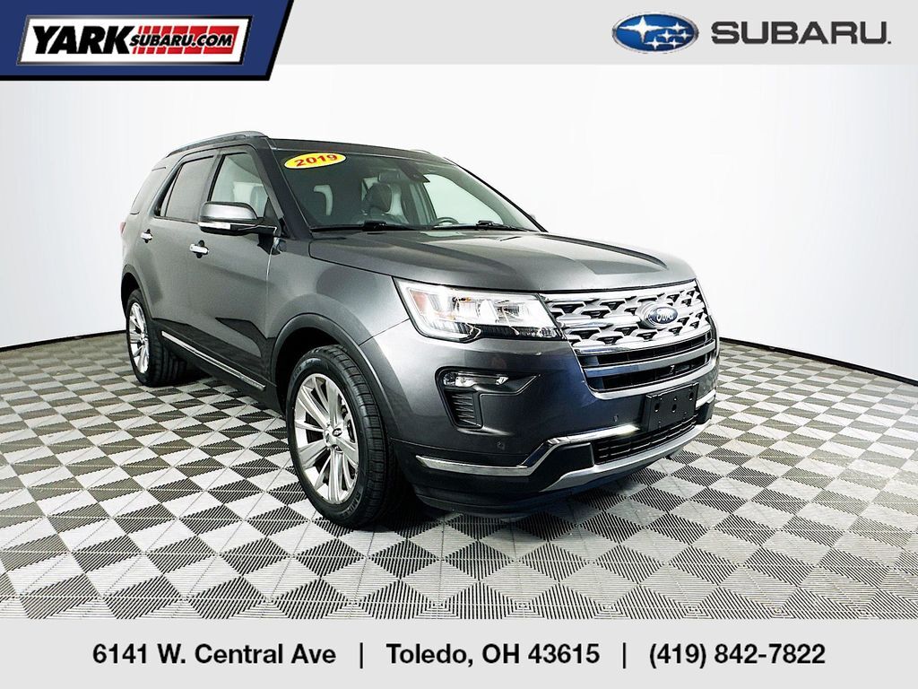2019 FORD Explorer