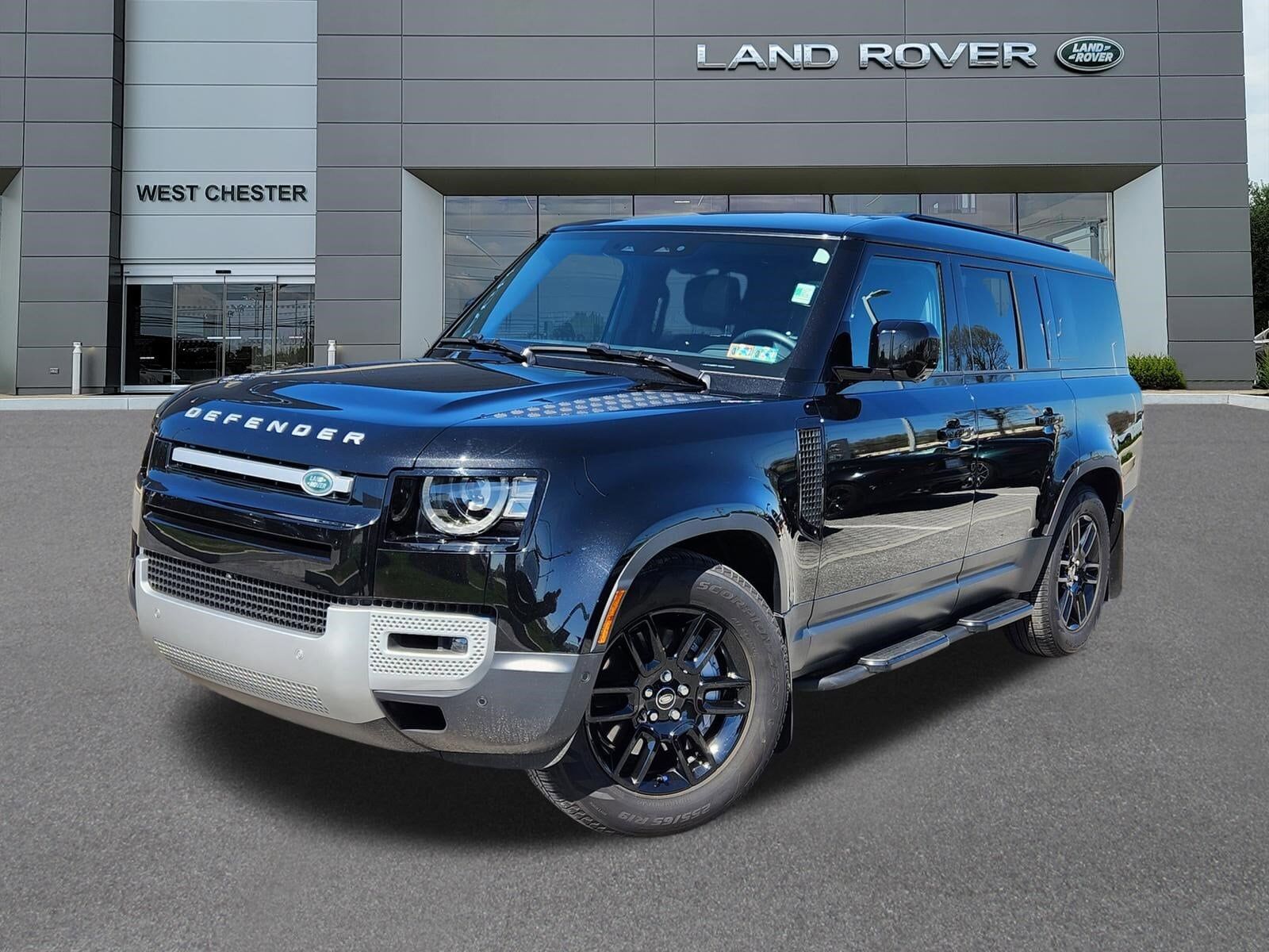2025 LAND ROVER Defender