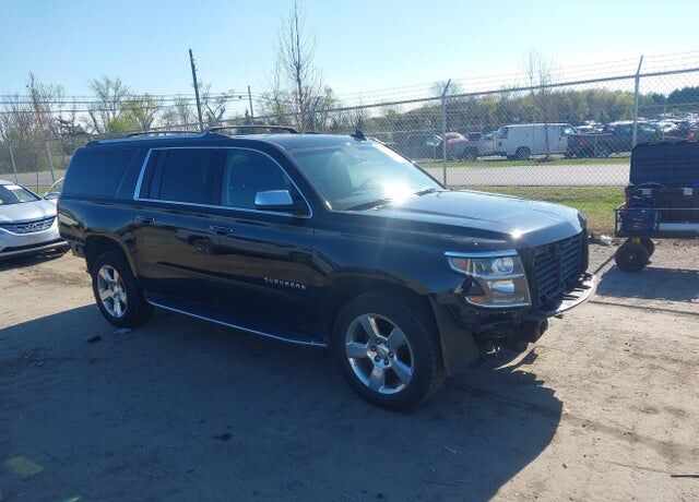 2017 CHEVROLET Suburban