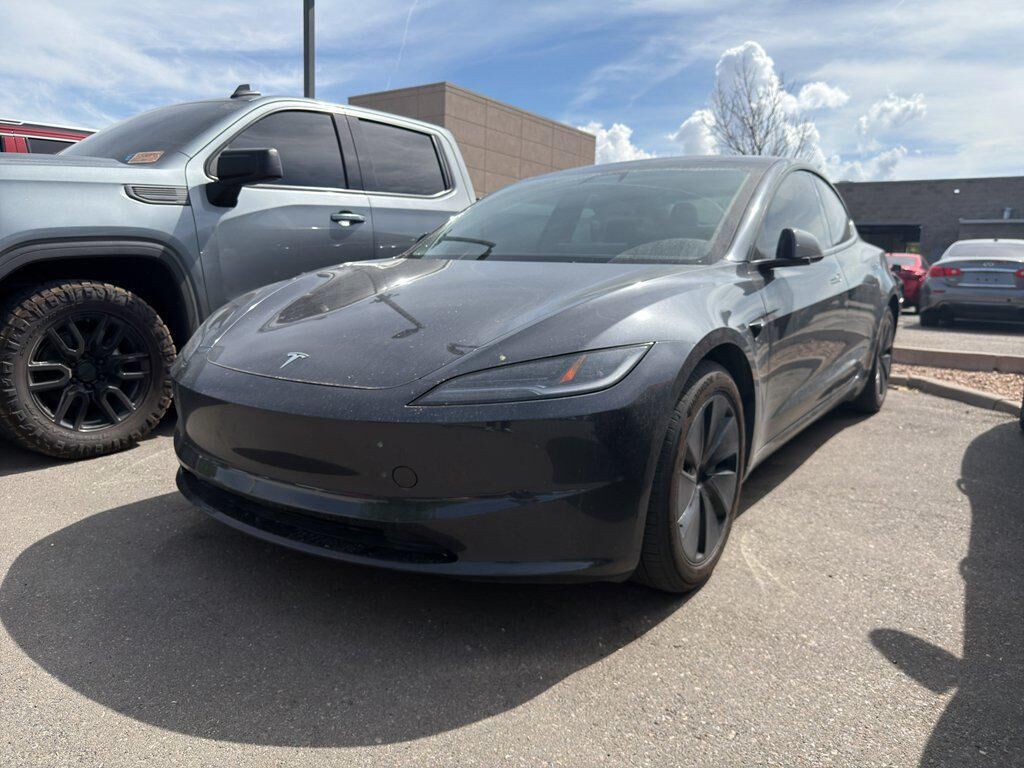 2025 TESLA Model 3