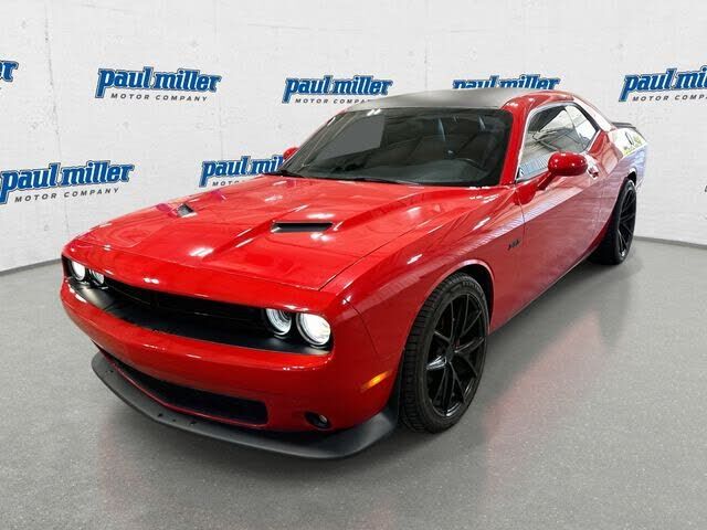 2016 DODGE Challenger