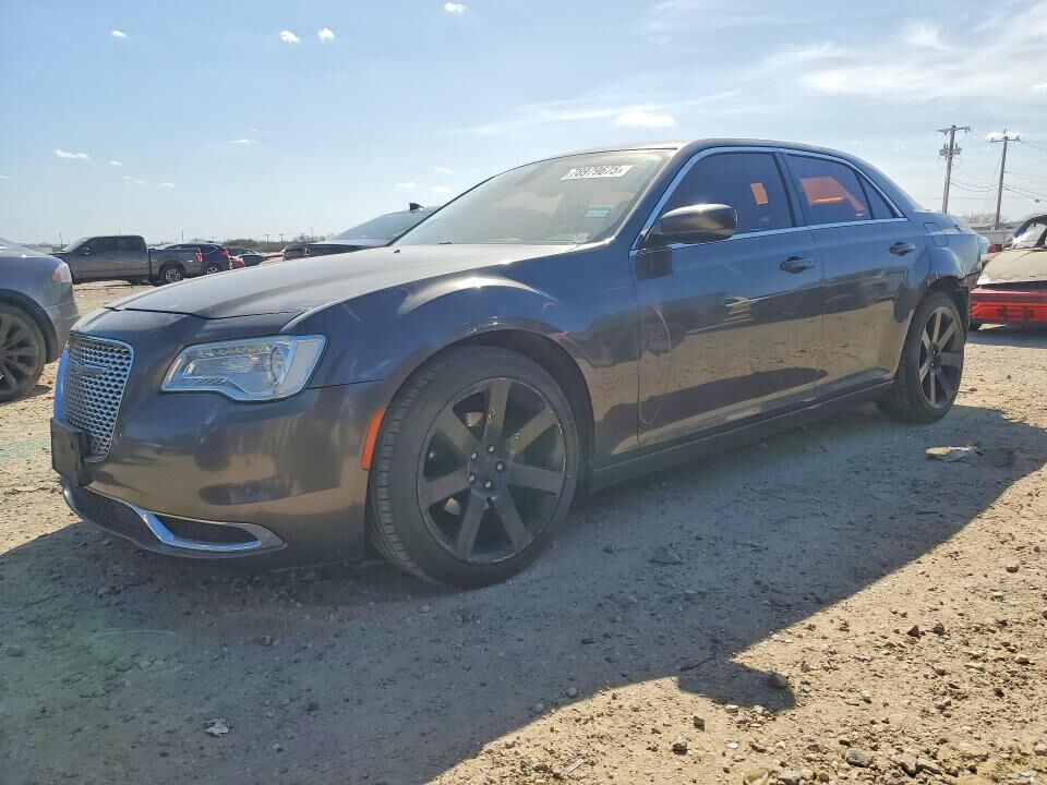 2016 CHRYSLER 300