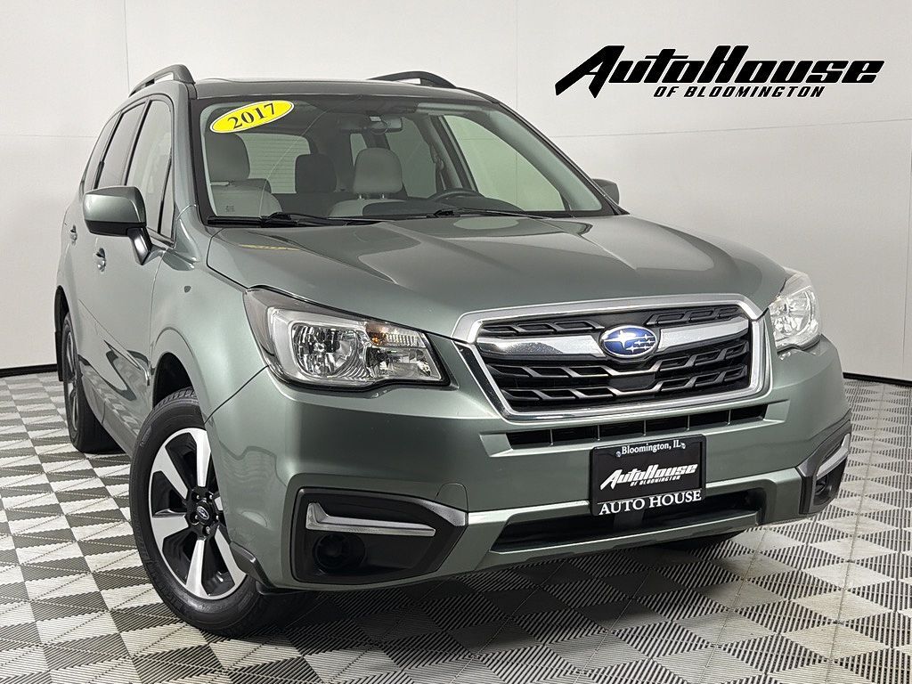 2017 SUBARU Forester