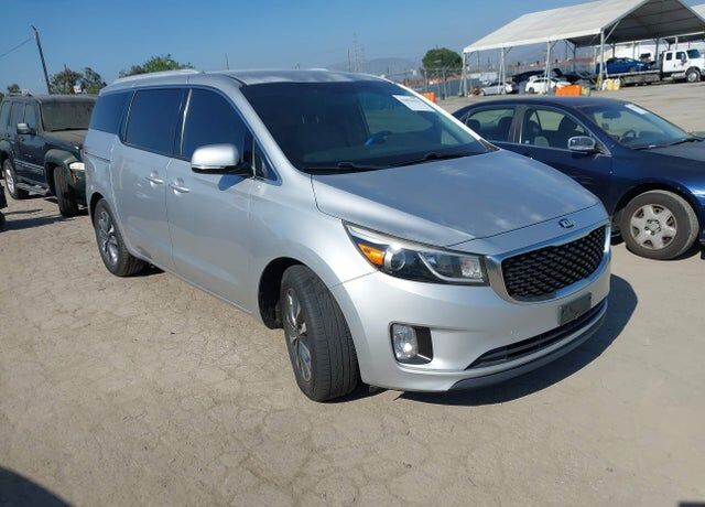2015 KIA Sedona