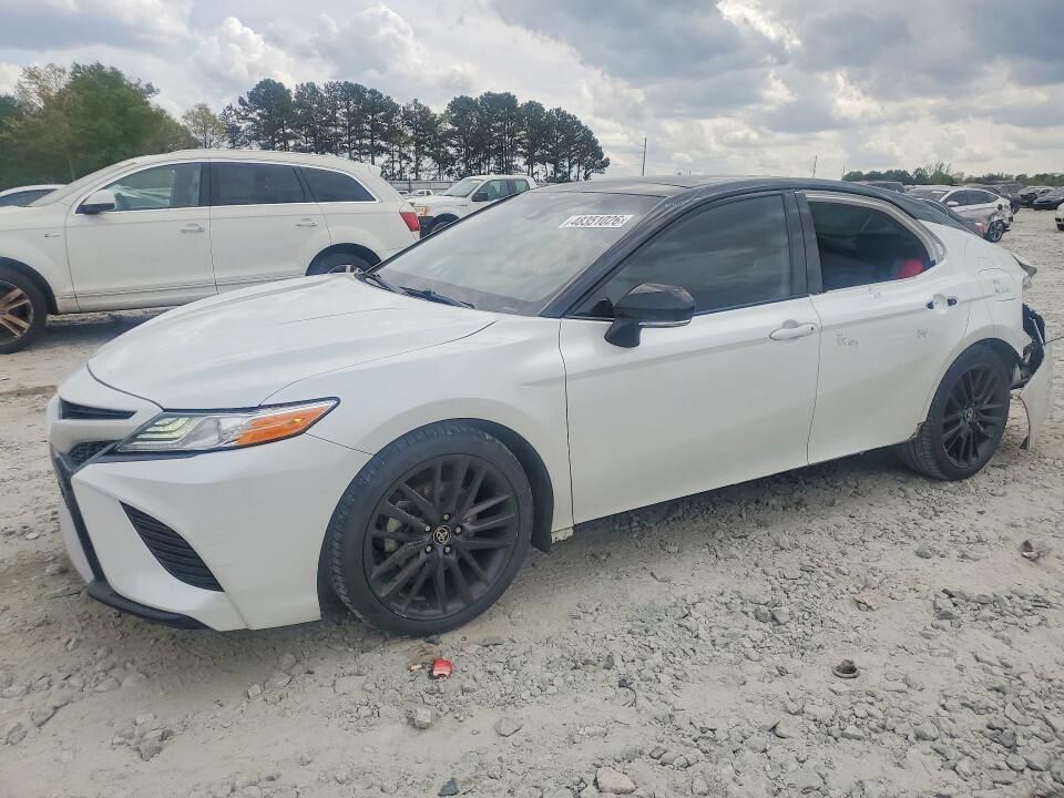 2020 TOYOTA Camry