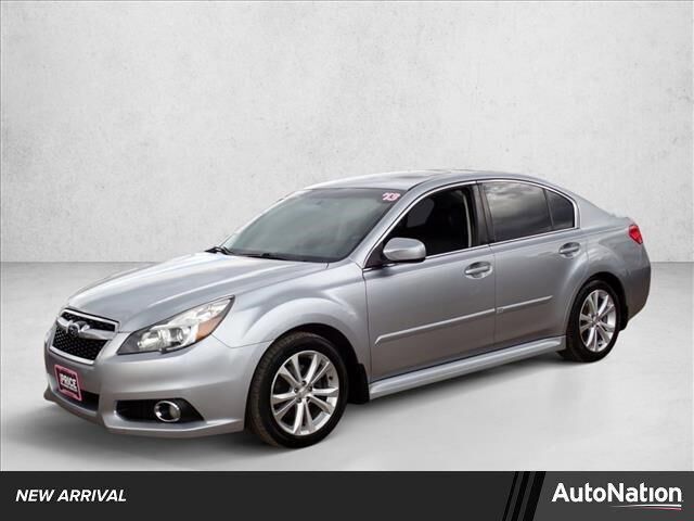 2013 SUBARU Legacy