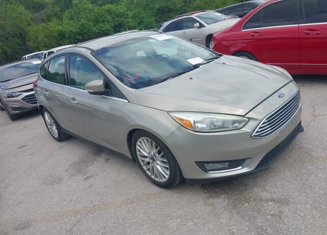 2016 FORD Focus