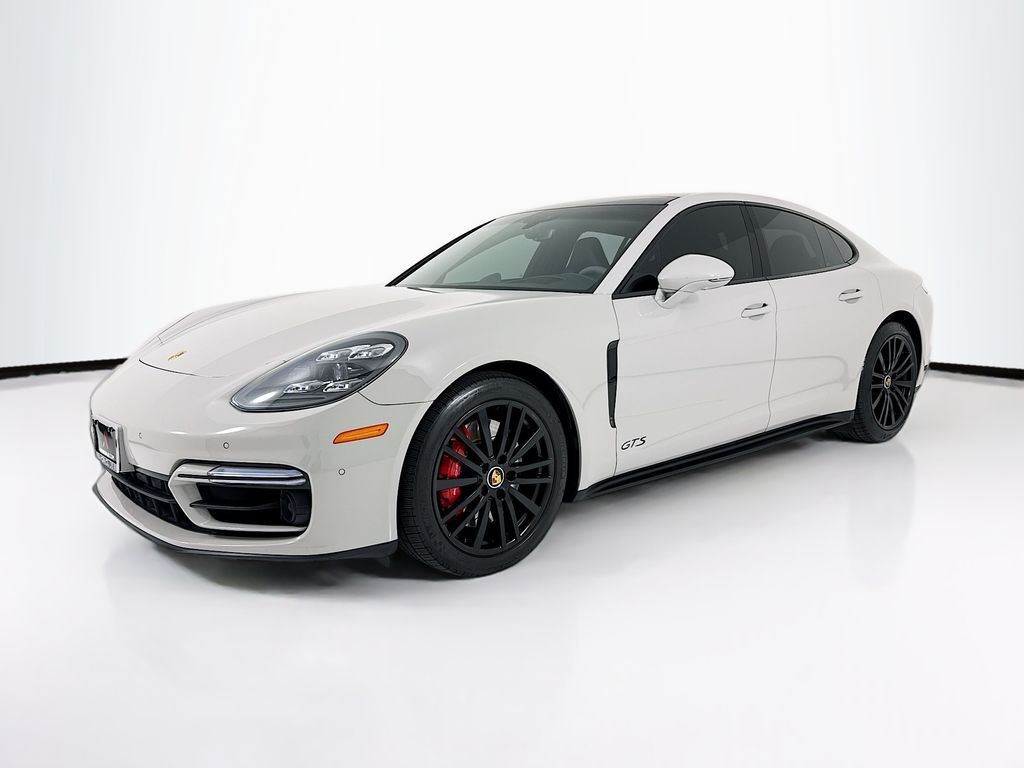 2023 PORSCHE Panamera
