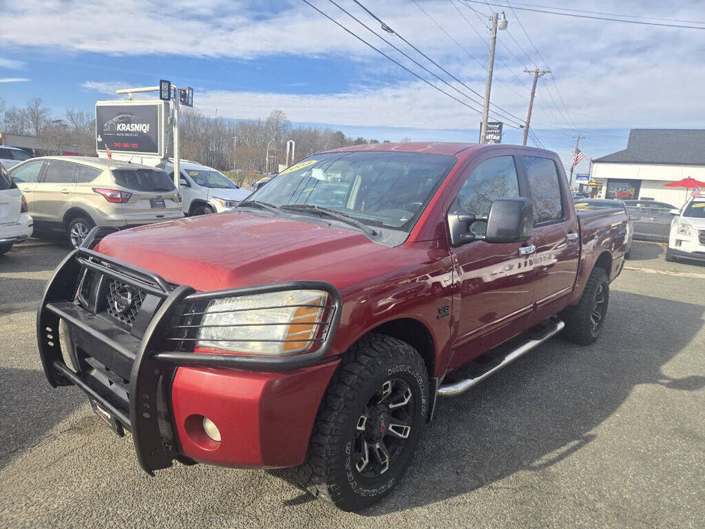 2004 NISSAN Titan