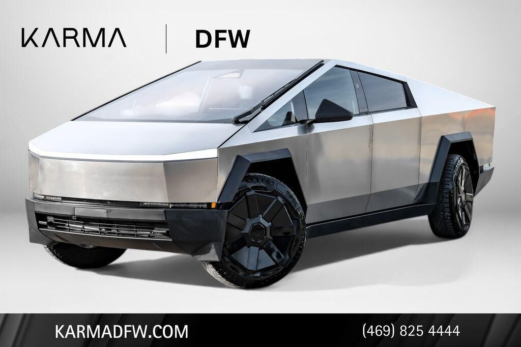 2024 TESLA Cybertruck