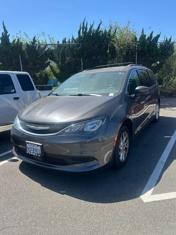 2021 CHRYSLER Voyager