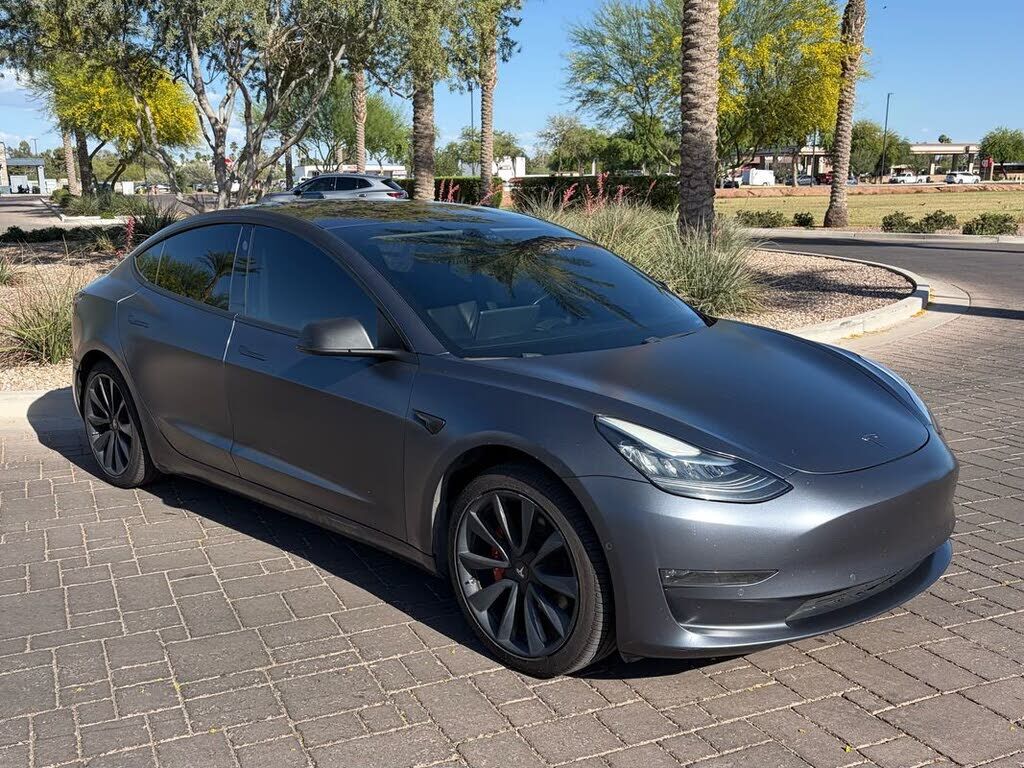 2018 TESLA Model 3