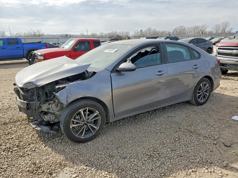 2023 KIA Forte