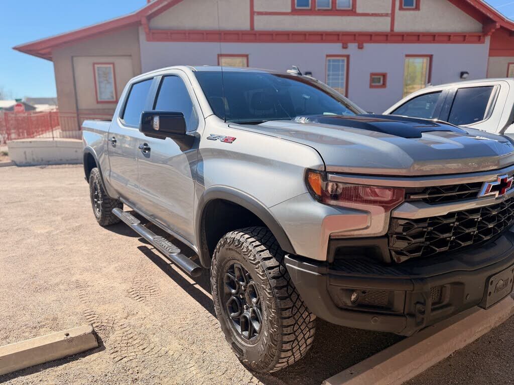 2024 CHEVROLET Silverado