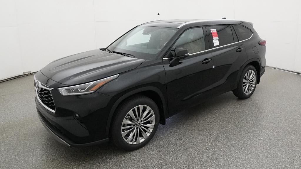 2026 TOYOTA Highlander
