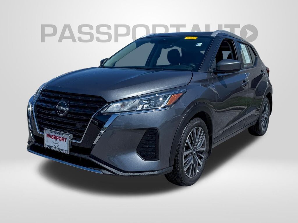 2024 NISSAN Kicks