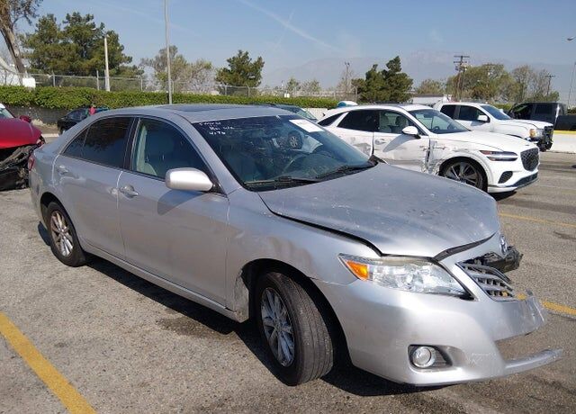 2010 TOYOTA Camry