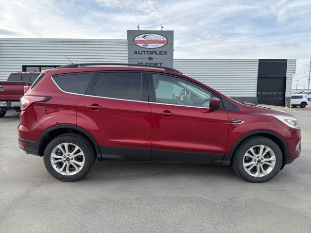 2017 FORD Escape