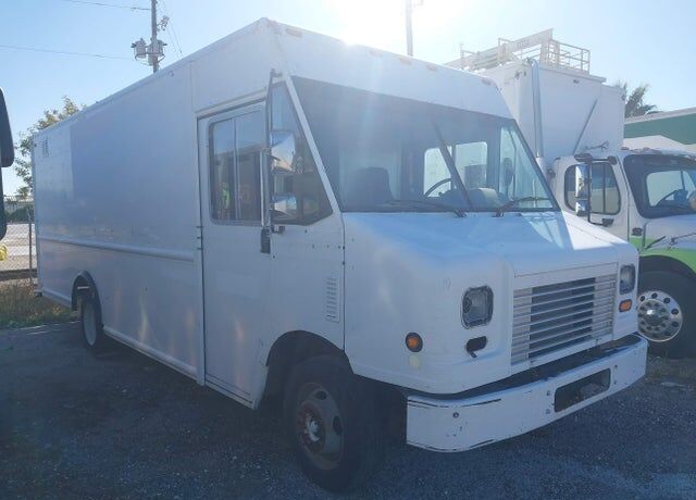 2013 FORD Commercial Chassis