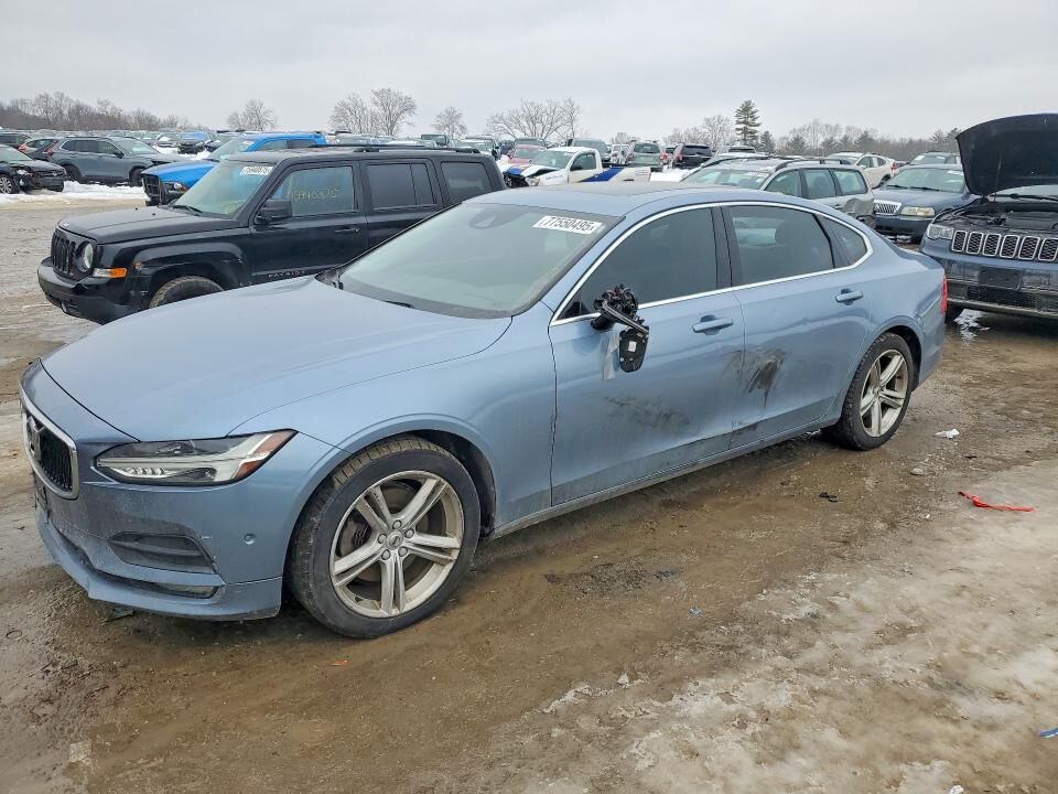 2018 VOLVO S90