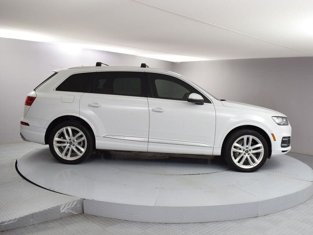 2017 AUDI Q7