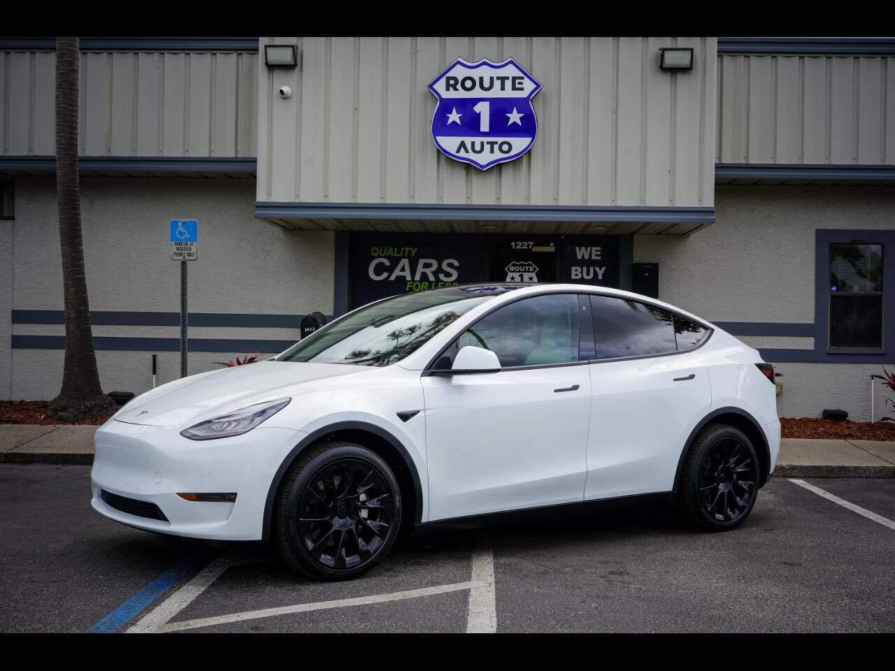 2020 TESLA Model Y
