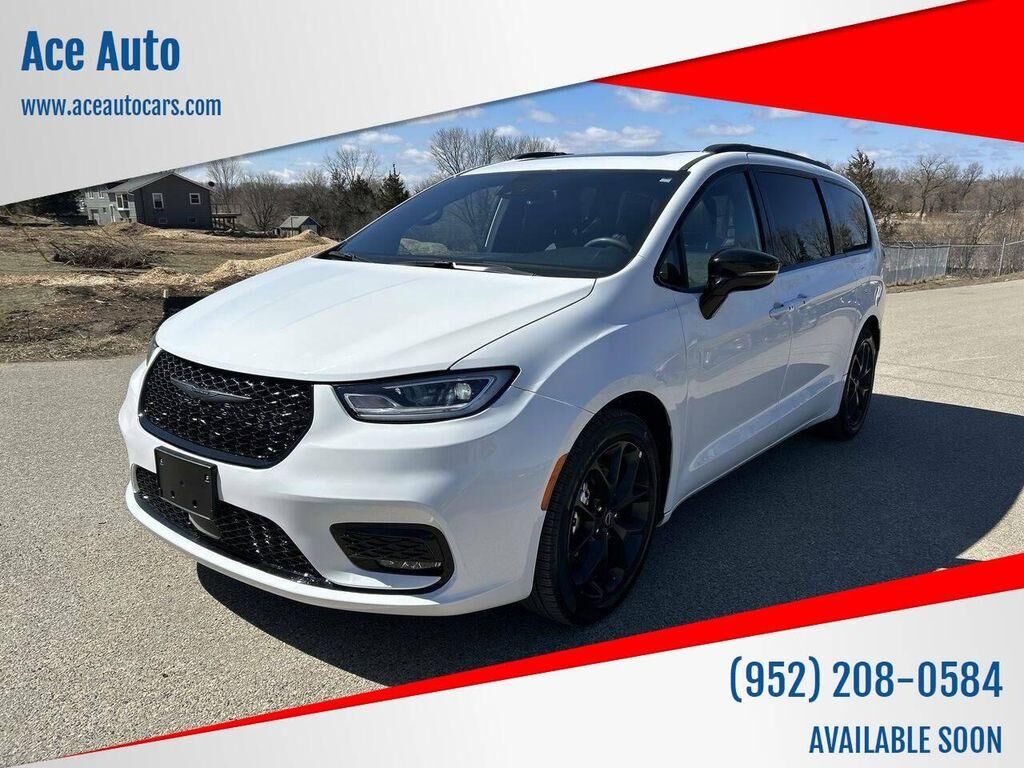 2025 CHRYSLER Pacifica