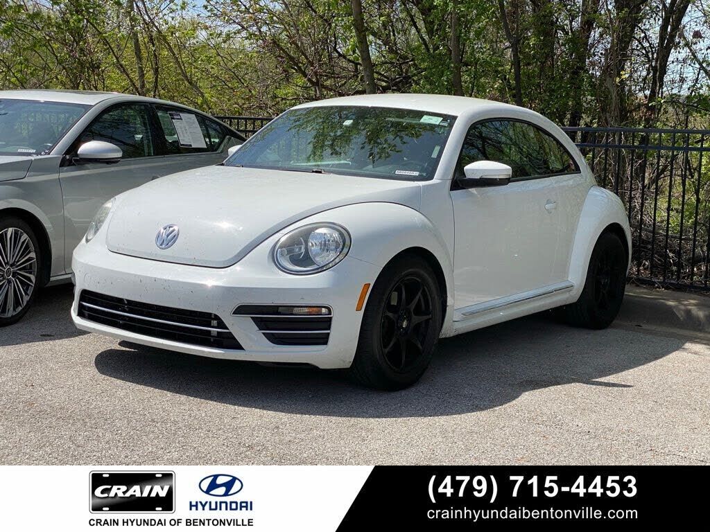 2017 VOLKSWAGEN Beetle
