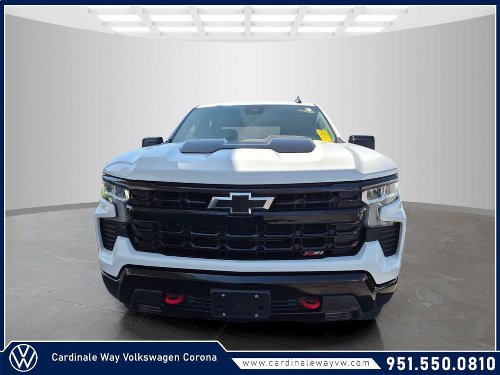 2025 CHEVROLET Silverado