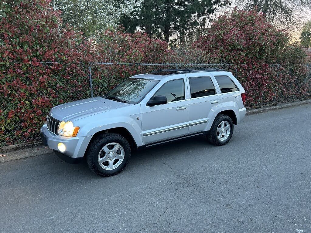 2005 JEEP Grand Cherokee