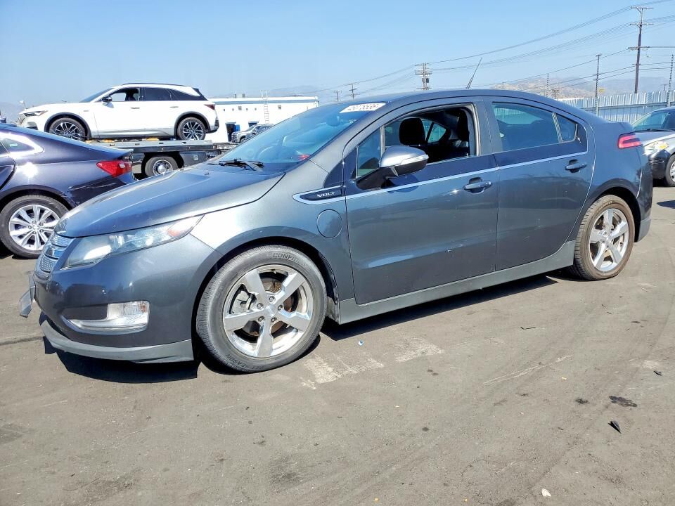 2013 CHEVROLET Volt
