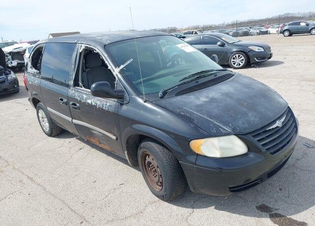 2006 CHRYSLER Town and Country