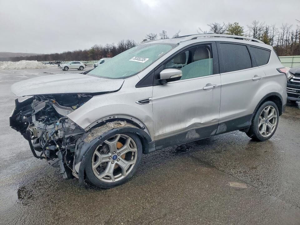 2017 FORD Escape