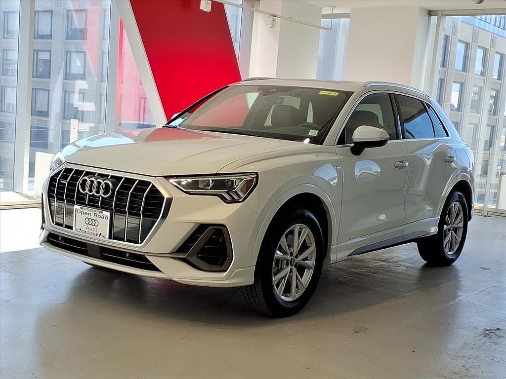 2025 AUDI Q3