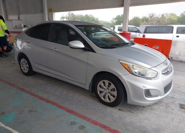 2016 HYUNDAI Accent