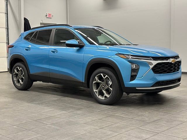 2026 CHEVROLET Trax