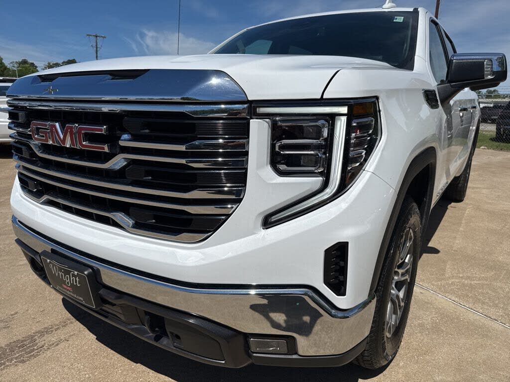 2025 GMC Sierra