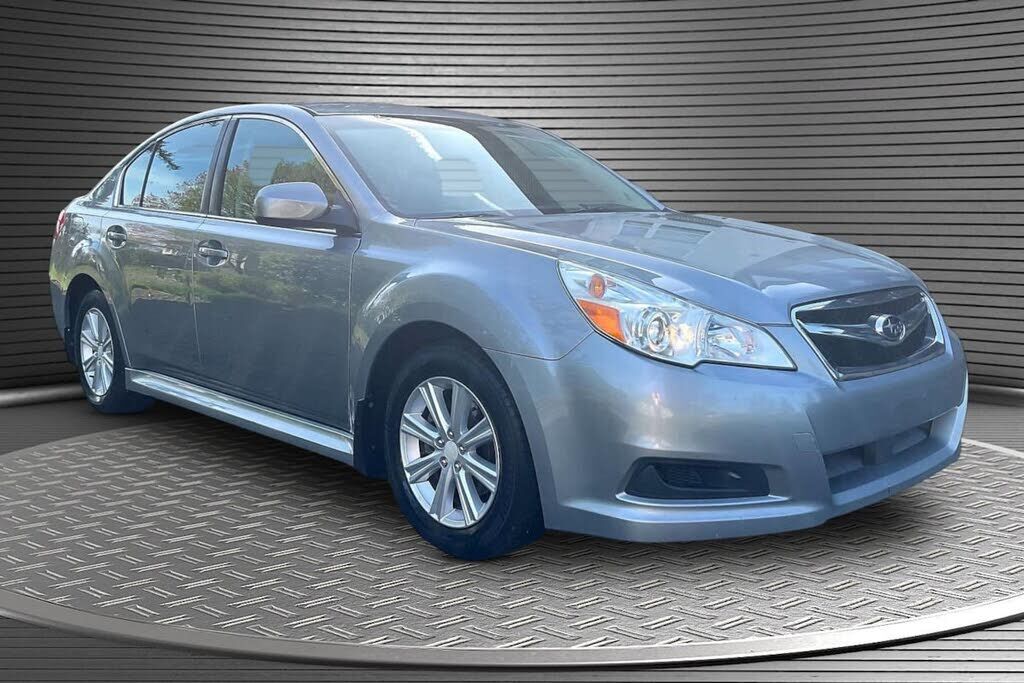 2010 SUBARU Legacy