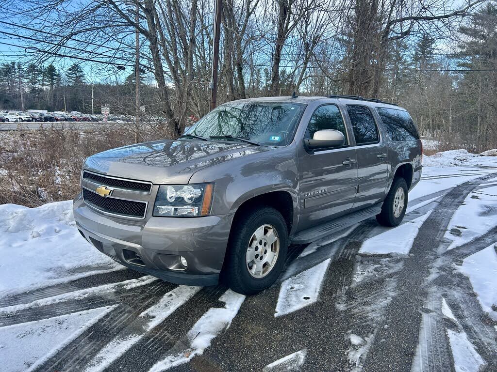2013 CHEVROLET Suburban