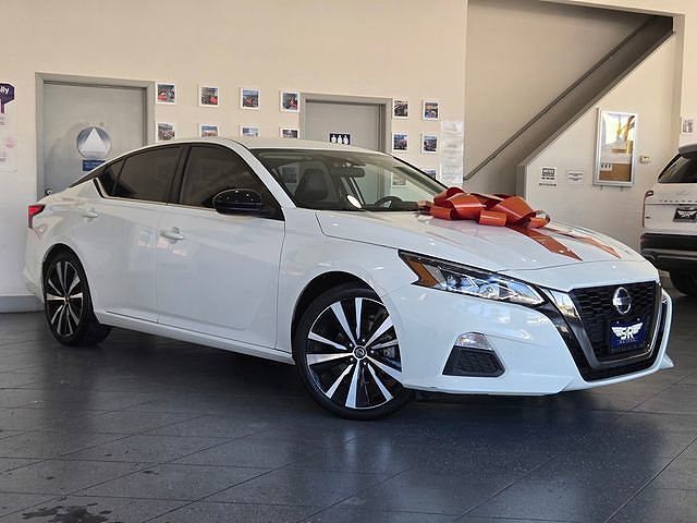 2022 NISSAN Altima