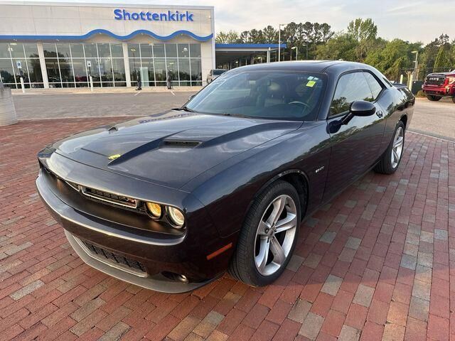 2018 DODGE Challenger