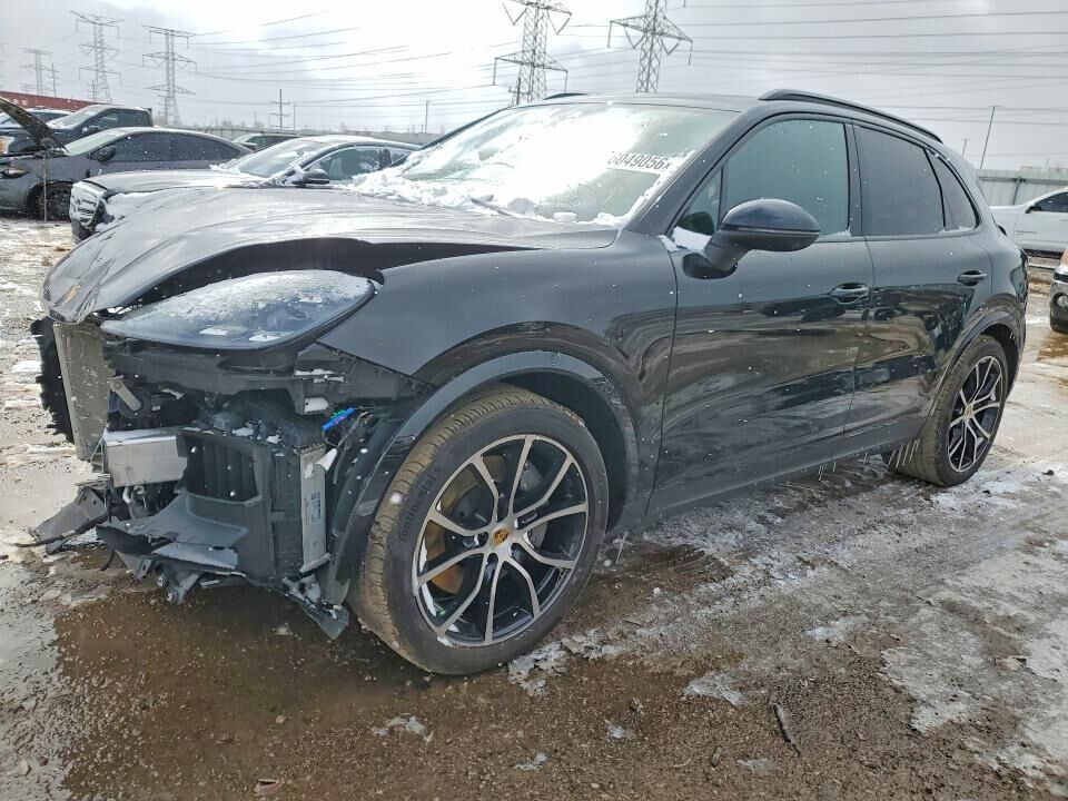2023 PORSCHE Cayenne