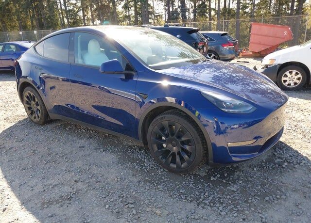 2022 TESLA Model Y