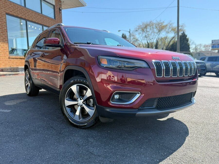 2019 JEEP Cherokee