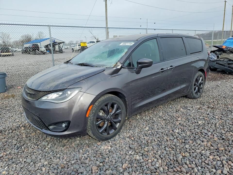 2020 CHRYSLER Pacifica