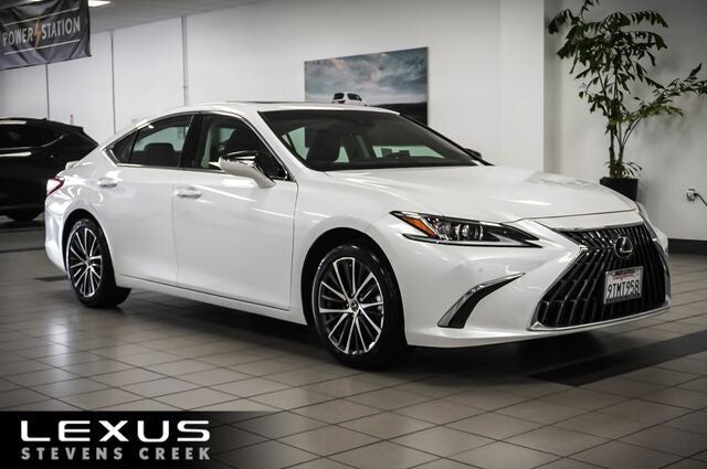 2025 LEXUS ES